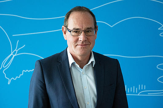 Porträitbild Minister Kummer